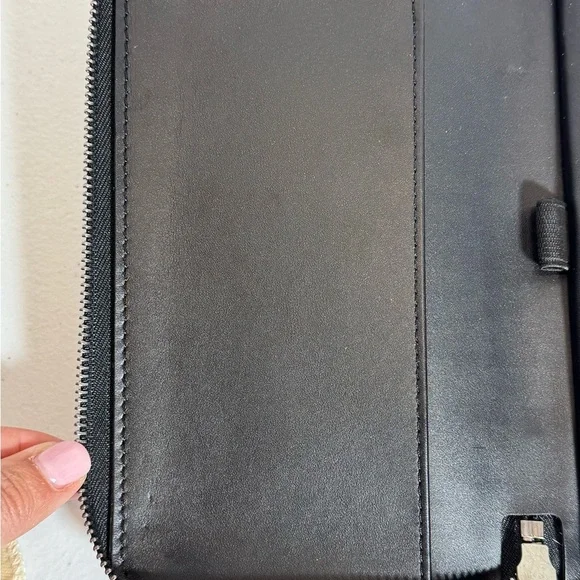 Louis Vuitton Utah Black Leather Organizer Wallet